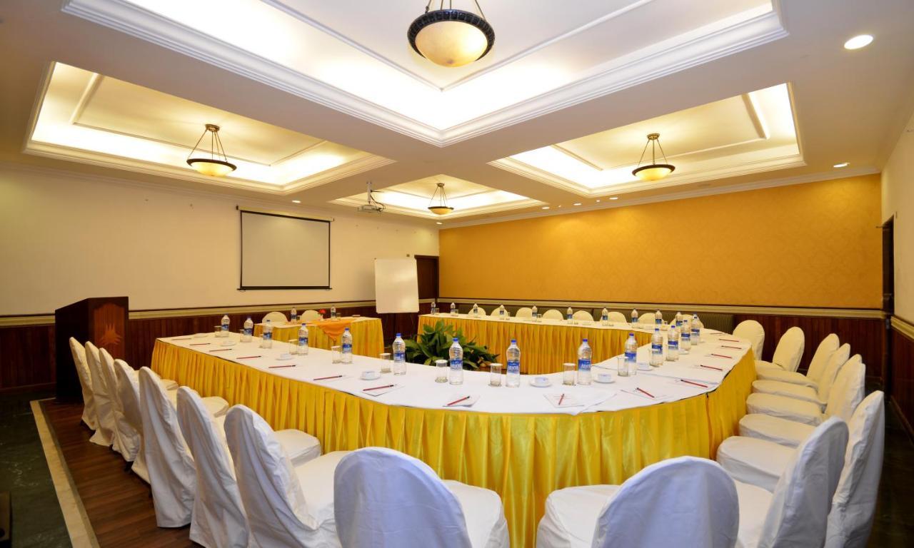 Shervani Hilltop Resort Naini Tāl Exterior foto