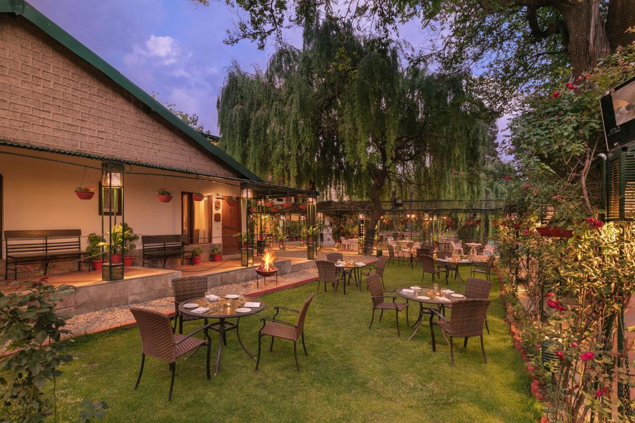 Shervani Hilltop Resort Naini Tāl Exterior foto